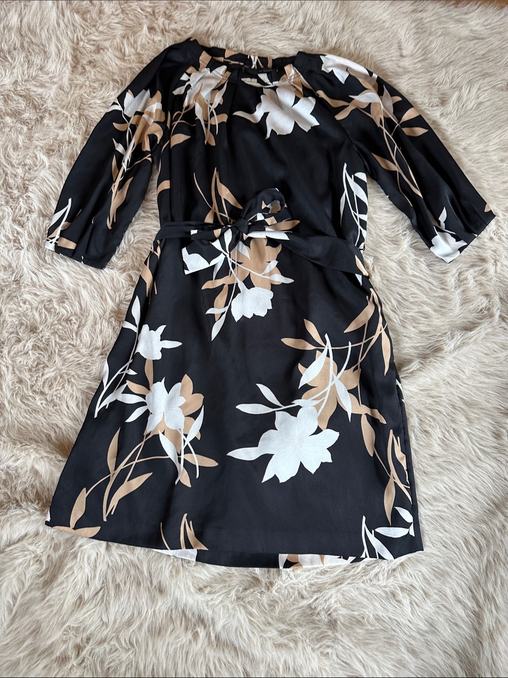 Anne Taylor Black Floral Belted Womens Dress - White & Beige Print